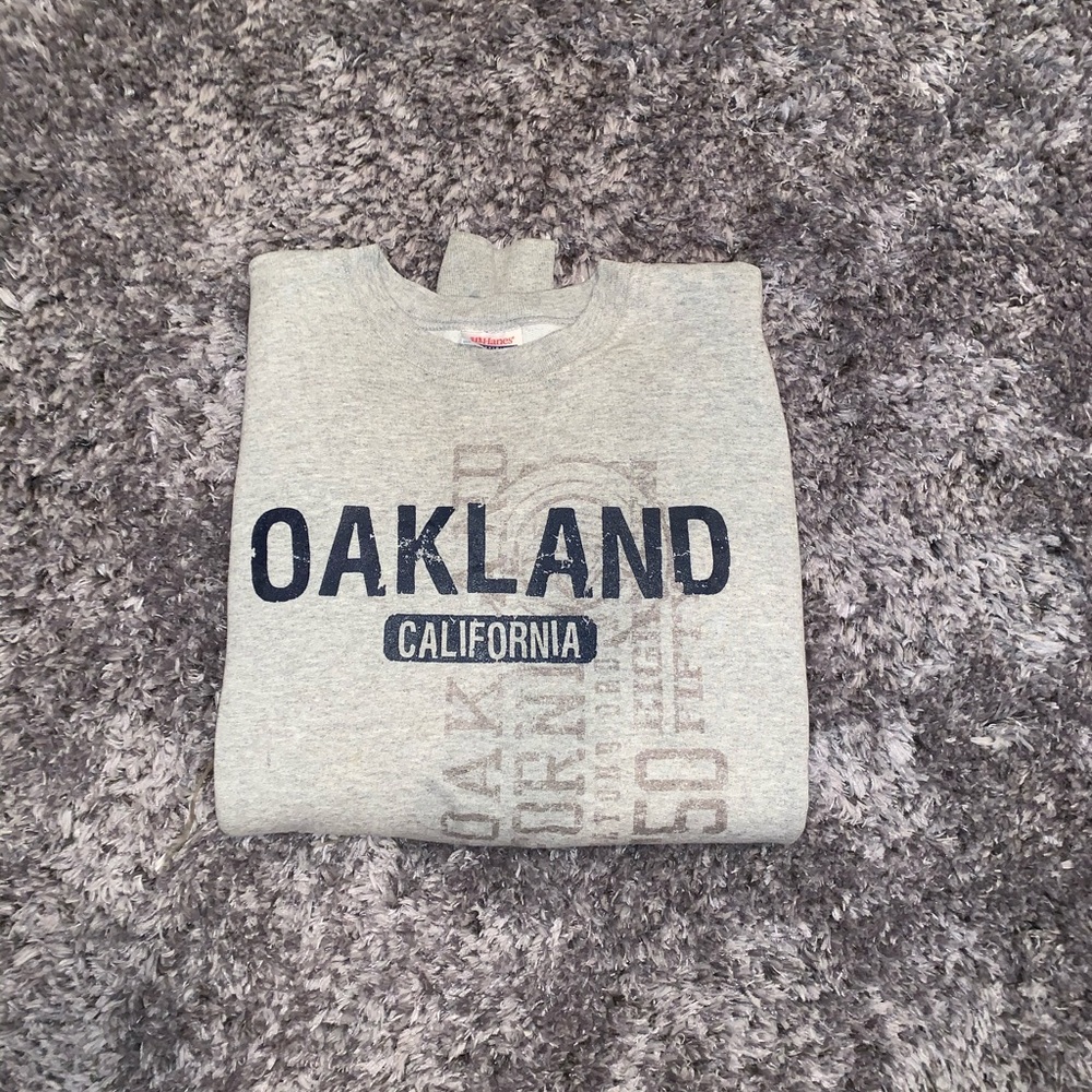 💰 oakland pullover